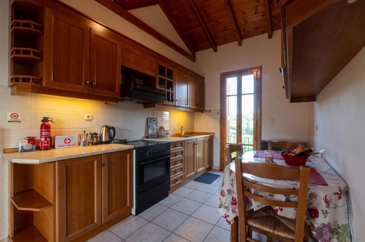 Alex Stone House Villa การ์ดามมีลี ภายนอก รูปภาพ